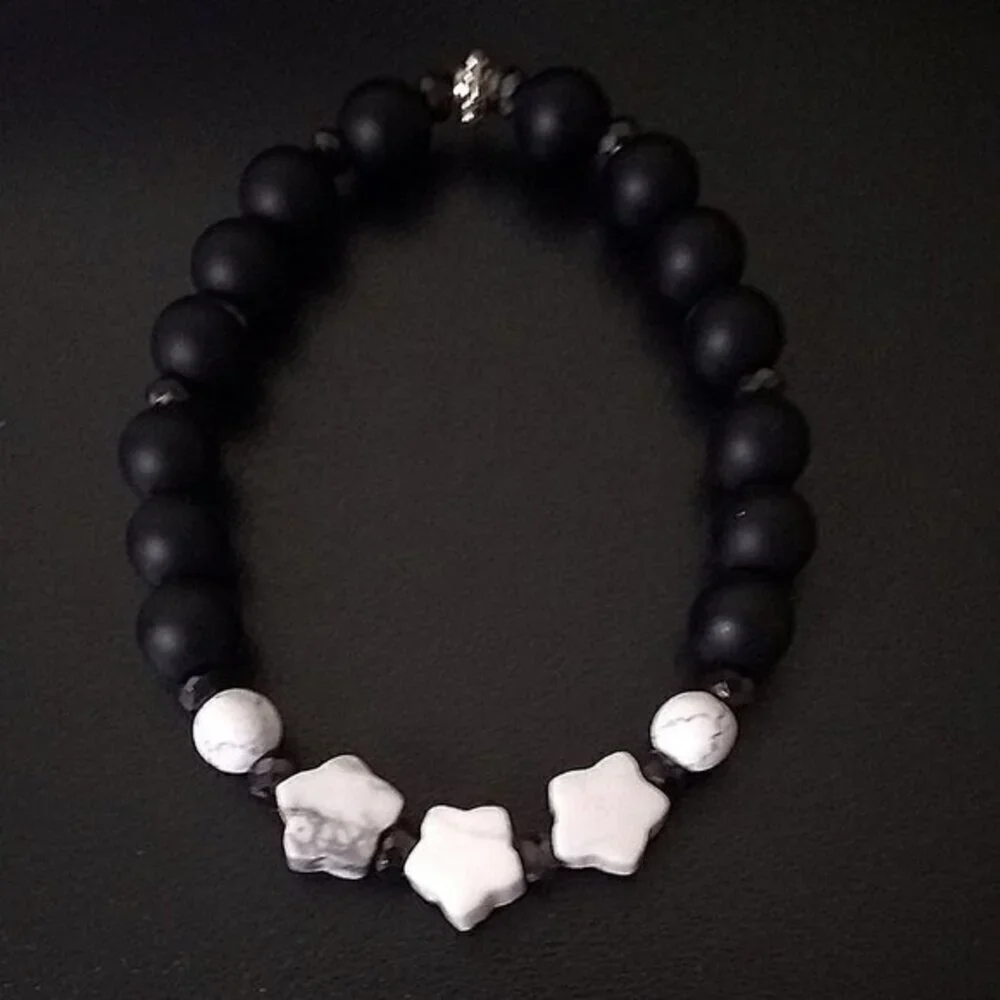 Black Stone + Gray Howlite Stars | Girl Teen Tomboy | Beaded Stretch Bracelet - Picture 4 of 7